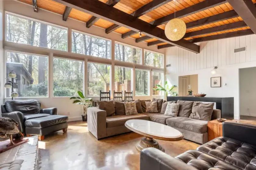 Buckhead Battle House - an MCM architectural masterpiece - Image 1
