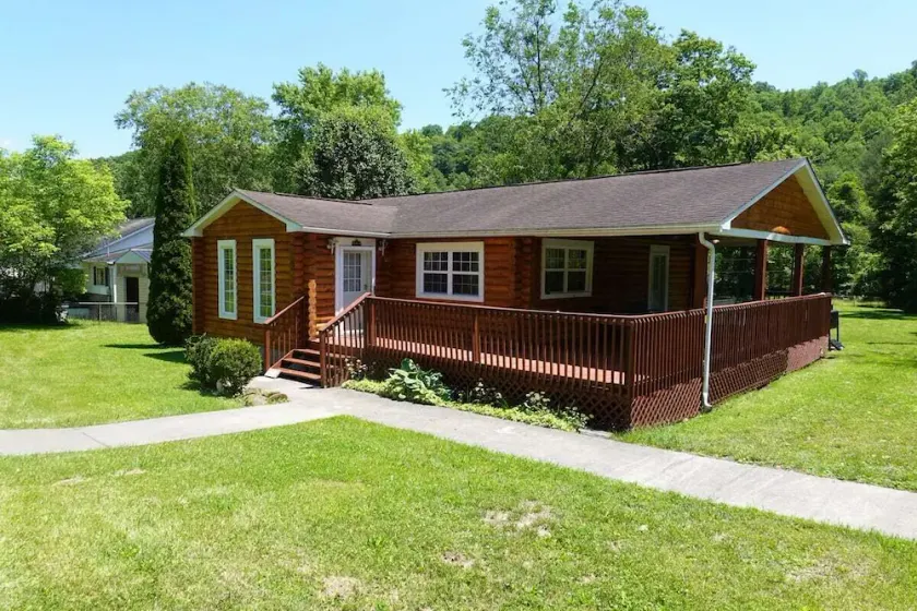 The Shack, An exquisite 3 bed room log cabin. - Image 1
