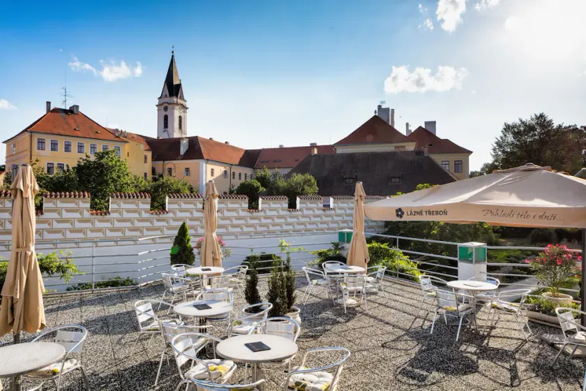 Lázeňský dům Aurora, Slatinné lázně Třeboň - Image 1