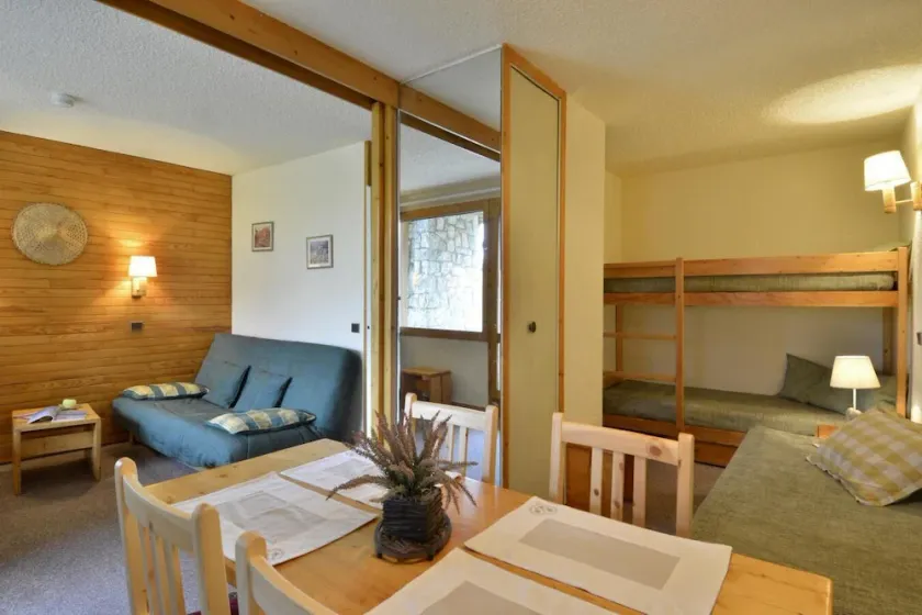 100m du centre station, Rez-de-chaussée, vue pistes de ski, télévision, casier à ski, 28m² - Image 1