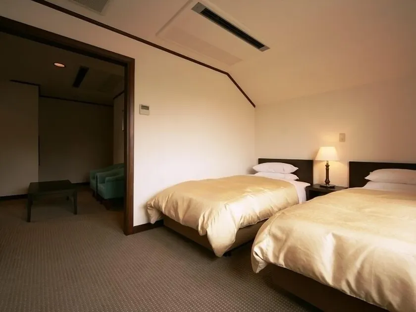 Hotel Petit Riviere Karuizawa - Image 1