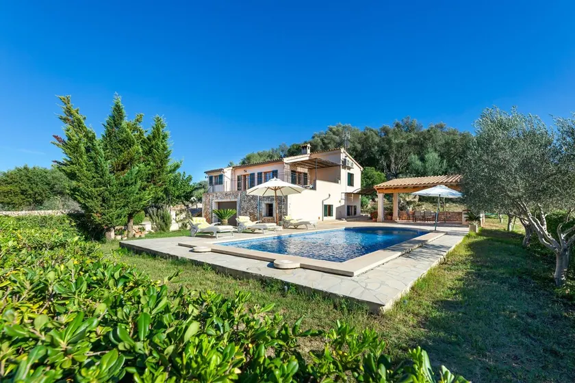 \"Villa Son Allarga\" con piscina, Wi-Fi y terraza - Image 1
