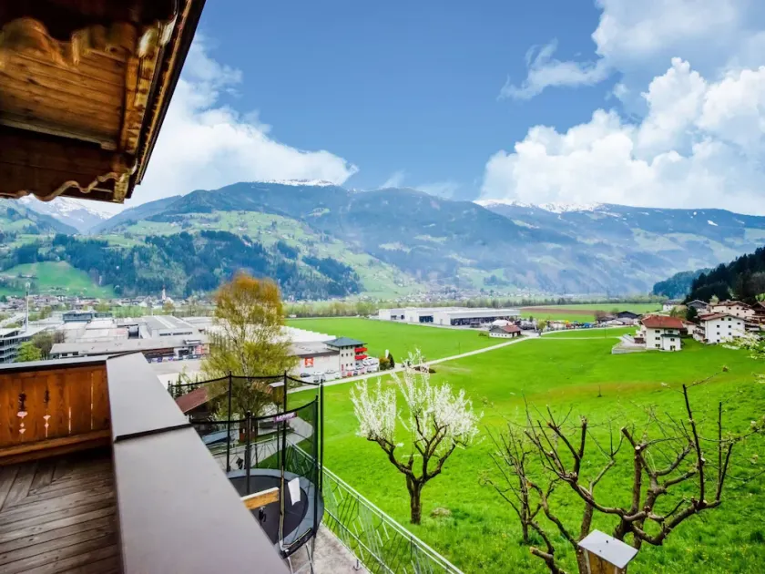 Apartment Kaltenbach near Ski Paradise - Image 1
