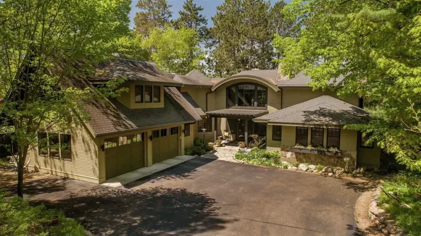 GULL LAKE CHAIN FAMILY VACATION HOUSE YOU'VE BEEN DREAMING OF! - Image 1