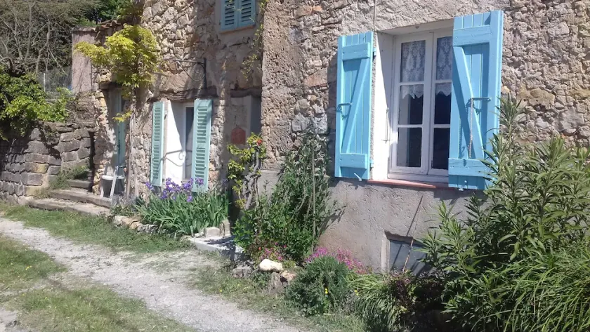 Maison ancienne dans un hameau en Provence  entre Flayosc et Lorgues (Var) - Image 1