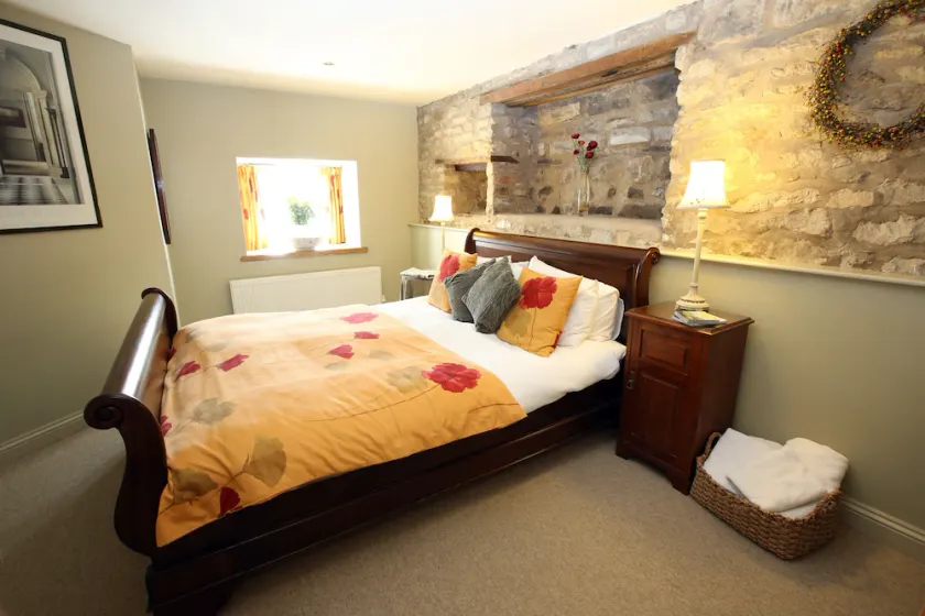 Umgebauten Stall Mews Cottage mit einem Kingsize-Bett Schlafzimmer Sleigh - Image 1