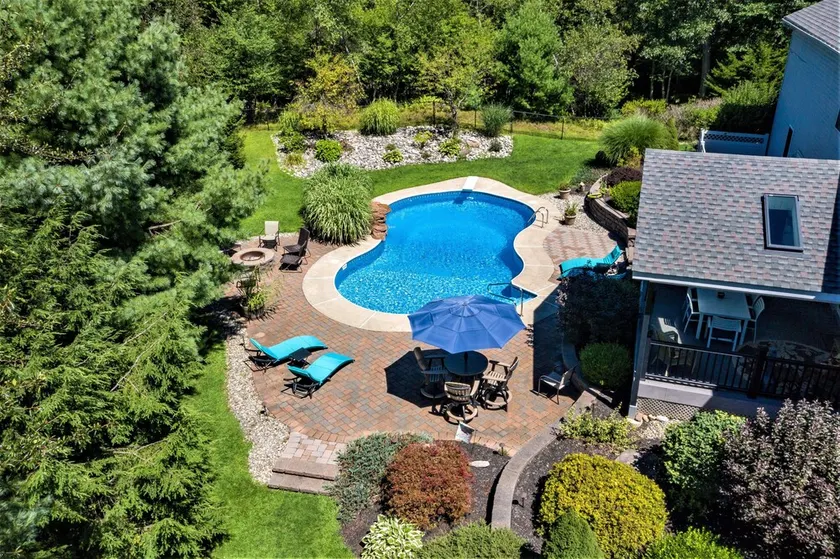 Incredible House in the Heart of the Poconos. Private Heated Pool & Hot Tub - Image 1