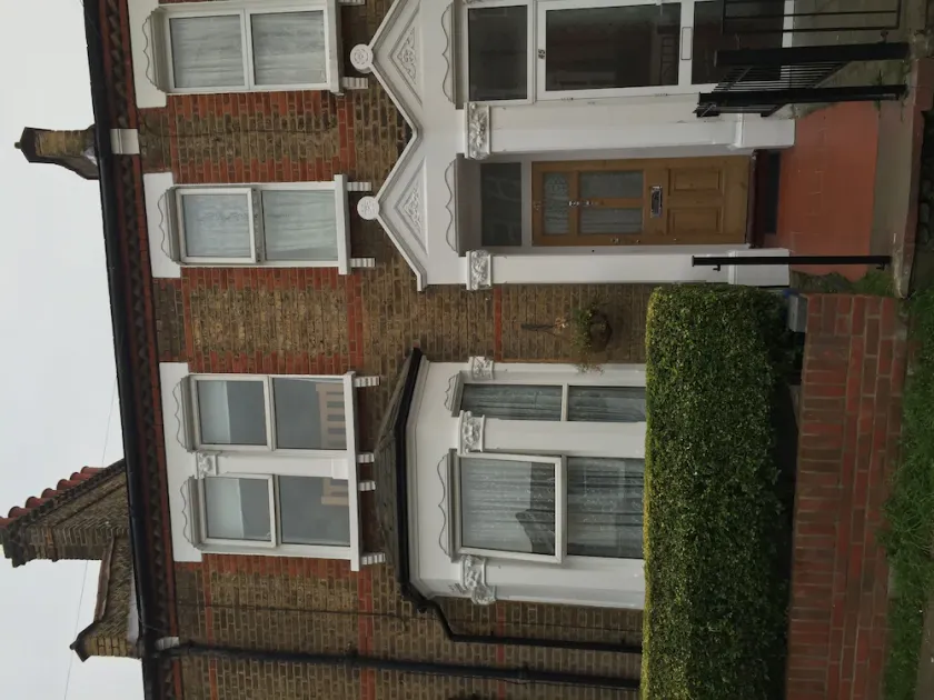 Enkel- / dubbelrum / tvåbäddsrum i Catford Homestay - Image 1