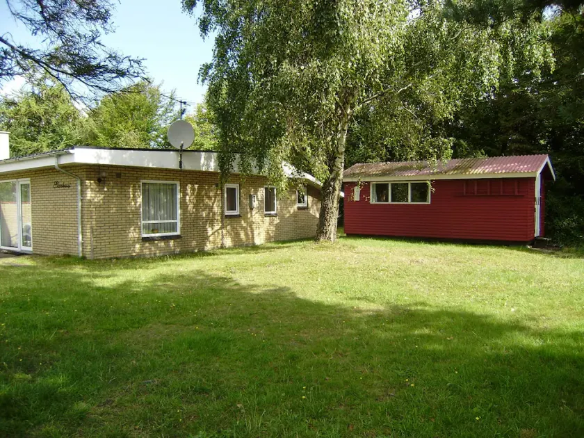 Ejerslev Lyng/Mors. 80m2 dejligt sommerhus på NordMors. 100 m. til stranden. - Image 1