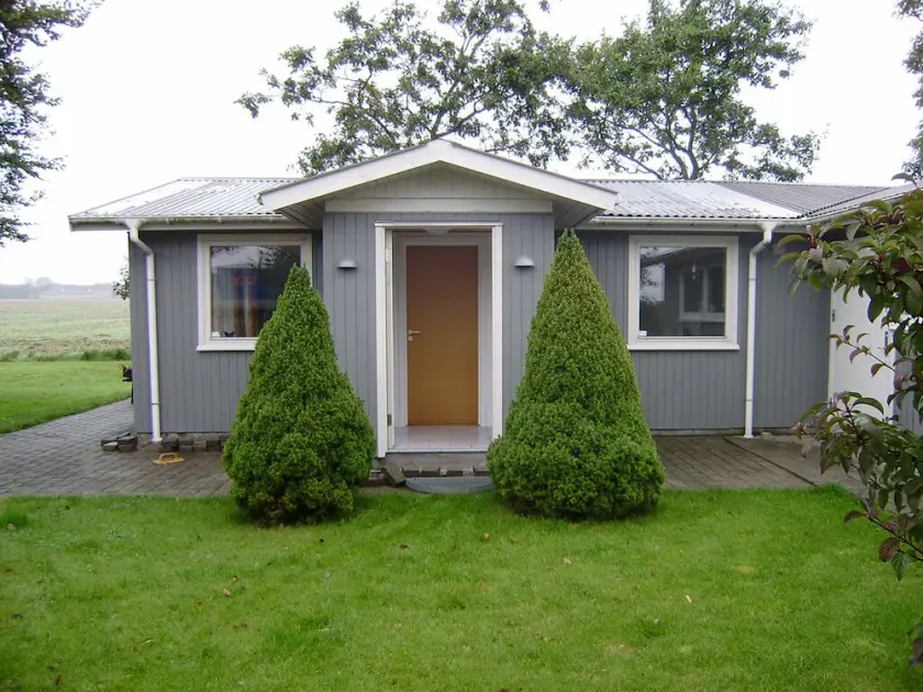 Nykøbing Mors. Pleasant 70m2 wooden cottage situated on 300m2 yard. - Image 1