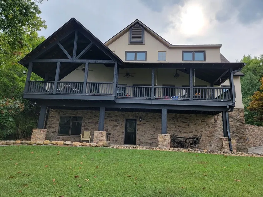 Large lake property in Ten Mile, amazing sunset views, two boat slips, fire pit - Image 1