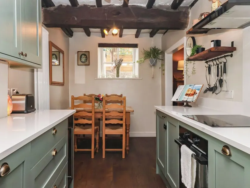 Maple Tree Cottage - Image 1
