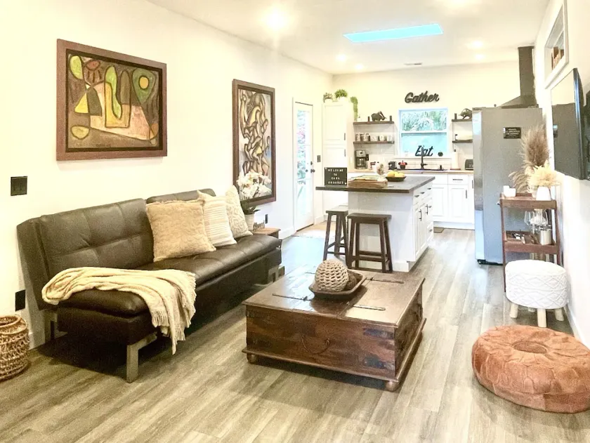 Stylish Boutique Guest house in Winter Park  - Image 1