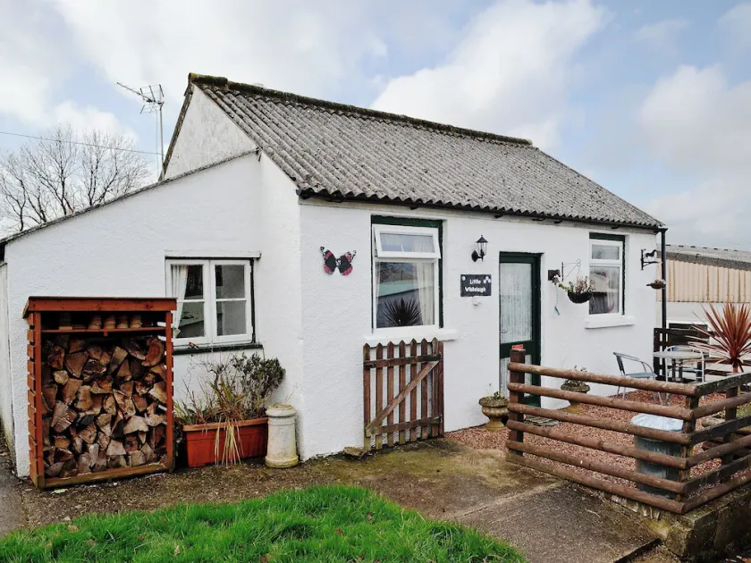 1 bedroom accommodation in Whitstone, near Bude - Image 1