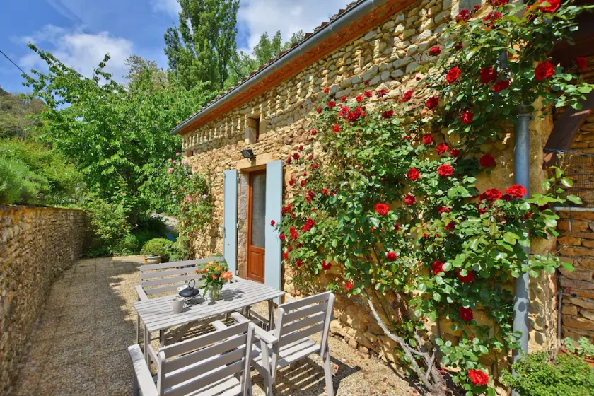 Loubejac Garden Escape - Image 1