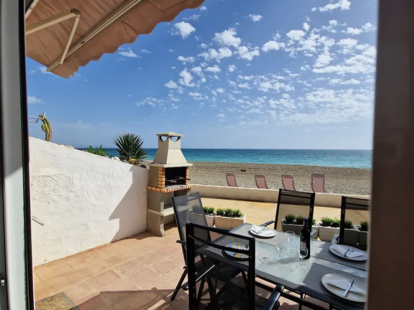 NEW Apartment Nora - BEACH FRONT FREE WIFI, A/C, SAT TV, POOL,  - Image 1