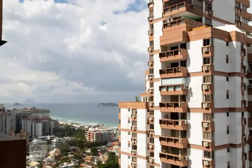 Barra da Tijuca 2 Bedroom Apartment on the Beach - Image 1