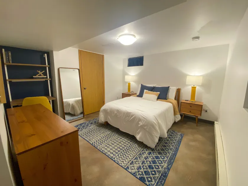 Apartment close to downtown Rochester, walking distance to Mayo! - Image 1