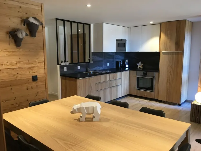 LUXURY APARTMENT FOR 10 PEOPLE - Image 1