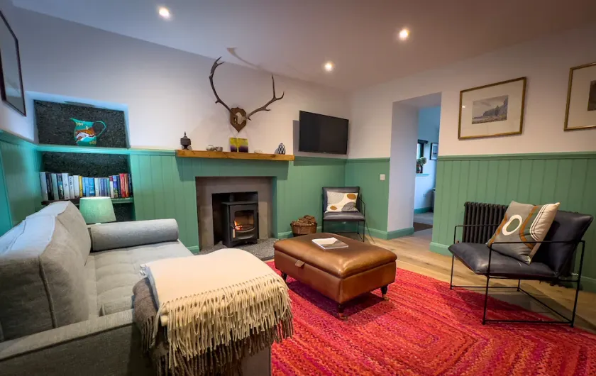 Stylishly renovated Croft house with uninterrupted views of fields, hills & sea - Image 1
