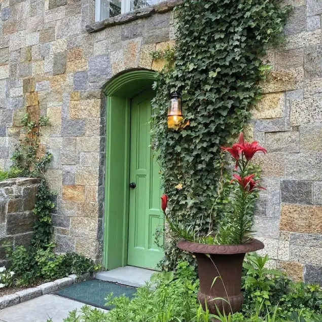 Studio near Millbrook, Poughkeepsie.  - Image 1