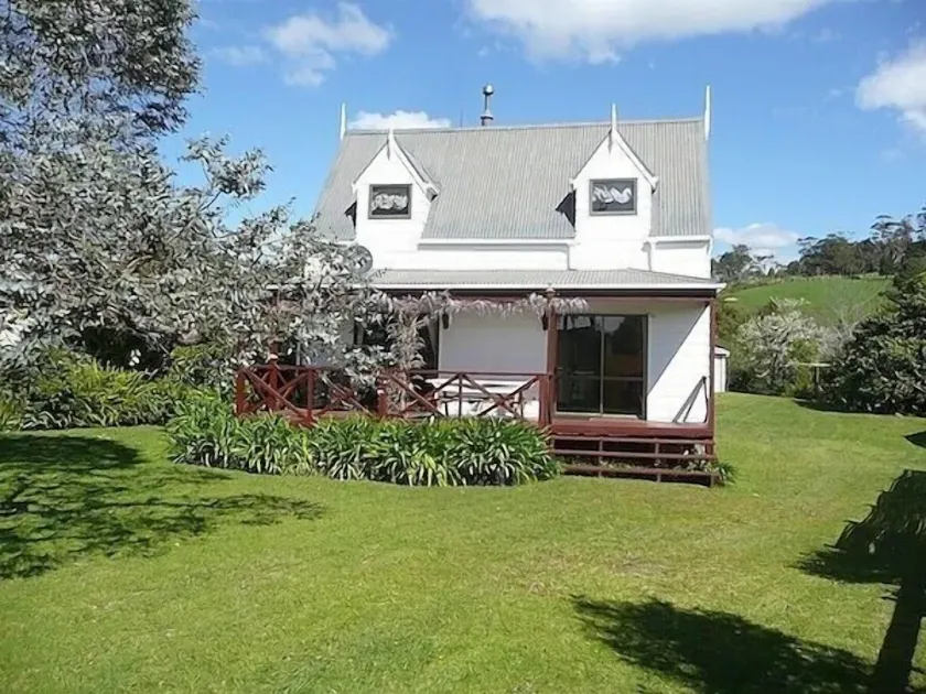 Cute Cottage - Cooks Beach Bach - Image 1