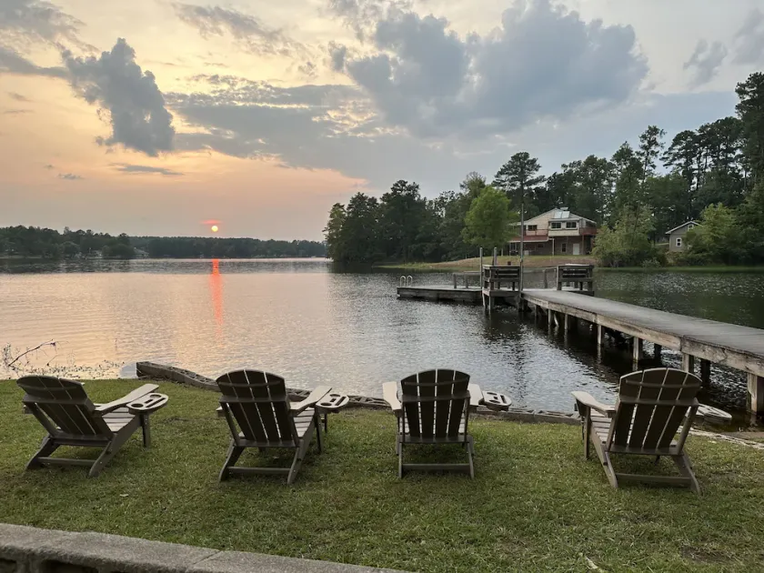 Lake house on Lake Murray with private dock and boat ramp. - Image 1
