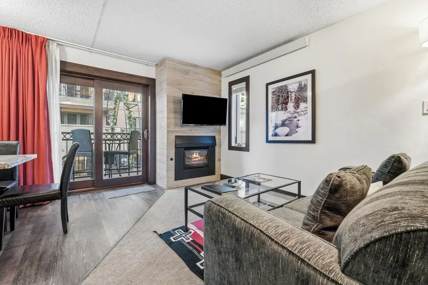Remodeled in Village, Rooftop Hot Tub | LH Premium - Image 1