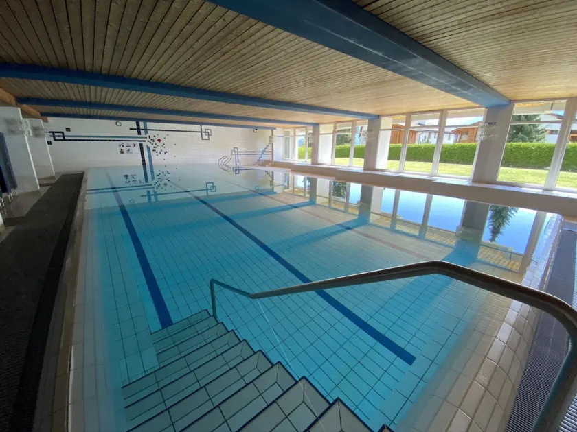 Chalet-lejlighed i Flims Laax med balkon, swimmingpool, sauna, jacuzzi, trådløs og TG - Image 1