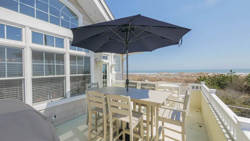 Avalon Oceanfront With Perfect Unobstructed Views!! - Image 1