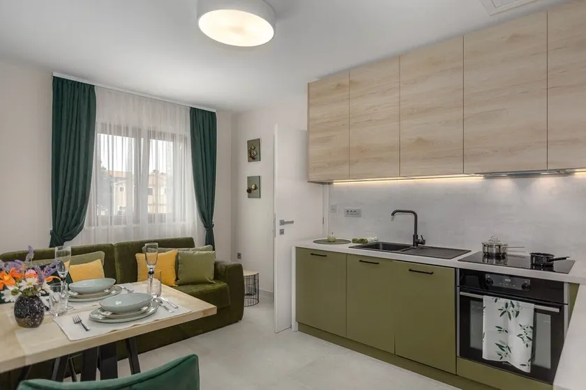 Stilvolle Ferienwohnung Olivia mit Meerblick in ruhiger Lage auf Krk - Image 1