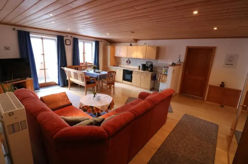 Vacation apartment up to 4 pers., 88 sqm, 2 sep. Bedroom, balcony - Image 1