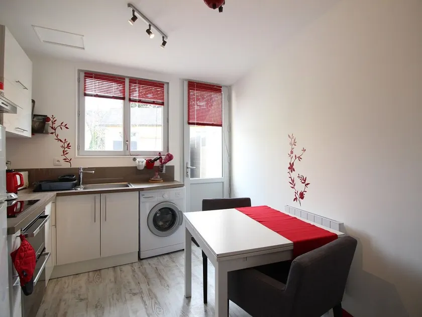 Charming 1-Bed Apartment with Terrace and Balcony near La Bourboule Center - Image 1