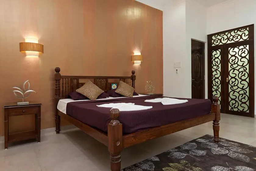 Magnificent Private Swimming Pool 5BHk Villa on Holiday Street in Calangute, Goa - Image 1