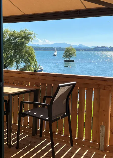 Balcony suite with wonderful lake view - Image 1