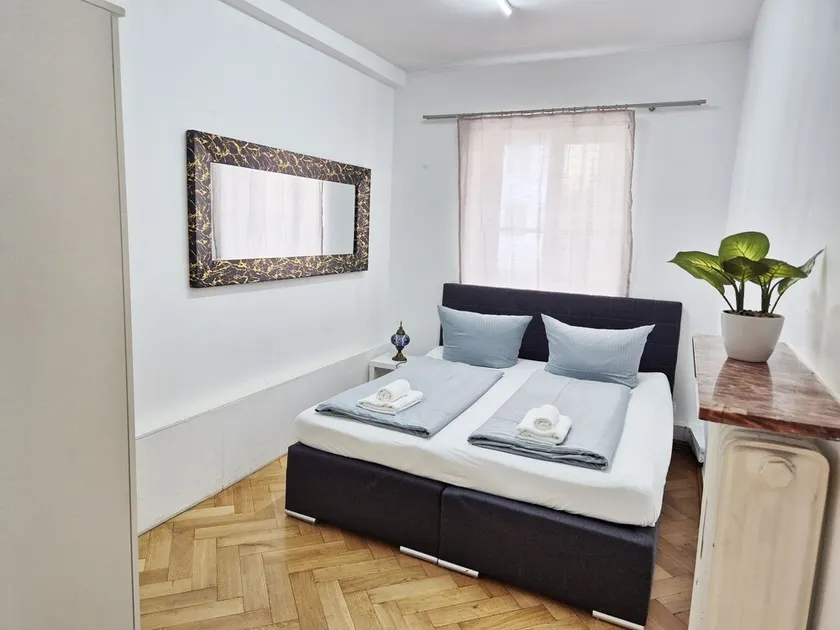 City Center Stays /// AK1-R, Apartment with 2 bedrooms - Image 1
