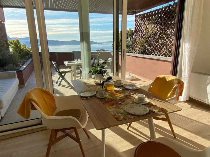 Barbara apartment with lake view in Ghiffa - Image 1