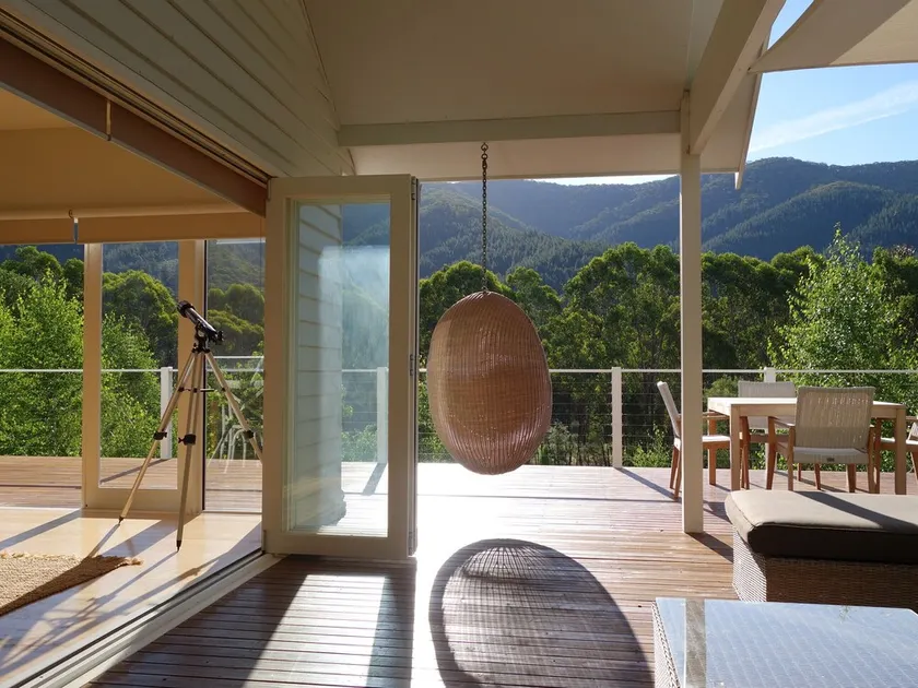 ***The Evening Star*** ,  Bright , Luxury , Modern , Open Plan , Mountain Views - Image 1