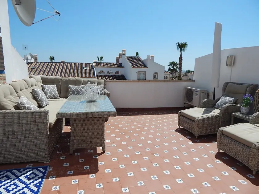 Great for golf and families, prime location for Villamartin Plaza - Image 1