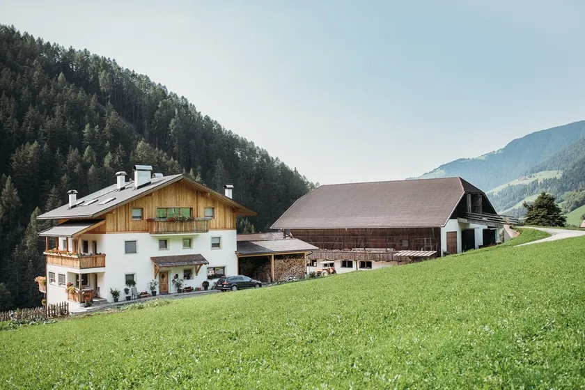 Appartamento per vacanze \"Lahnbach Großkarneid\" in uno splendido scenario con vista sulle montagne - Image 1