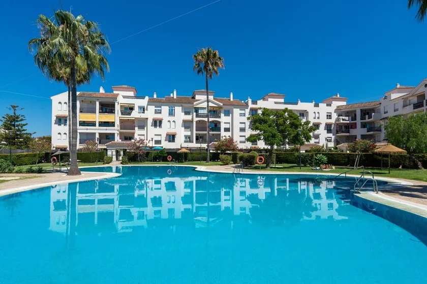 Marbella Beach San Pedro - Image 1