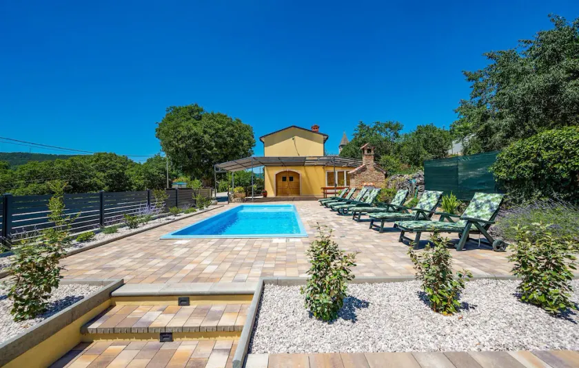 Gorgeous home in Susnjevica - Image 1