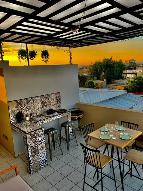 VALENTE Roof Garden House - Image 1