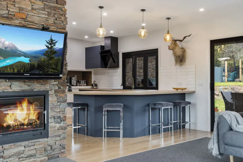 Luxury home - Image 1