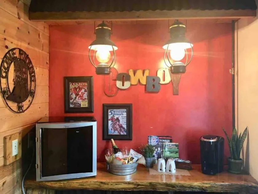 Ledgestone Farms-Rustic Western Getaway - Image 1