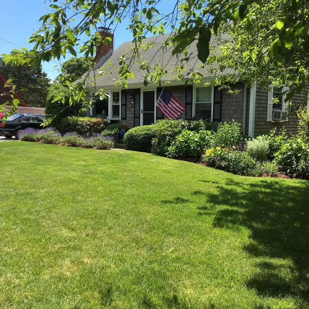 Beautiful Retreat / Hot tub/ Walk to Ridgevale Beach - Image 1