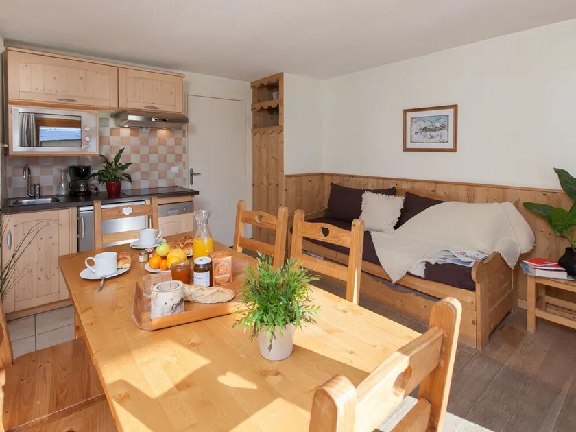 Ski-in studio with WiFi and pets allowed - Image 1
