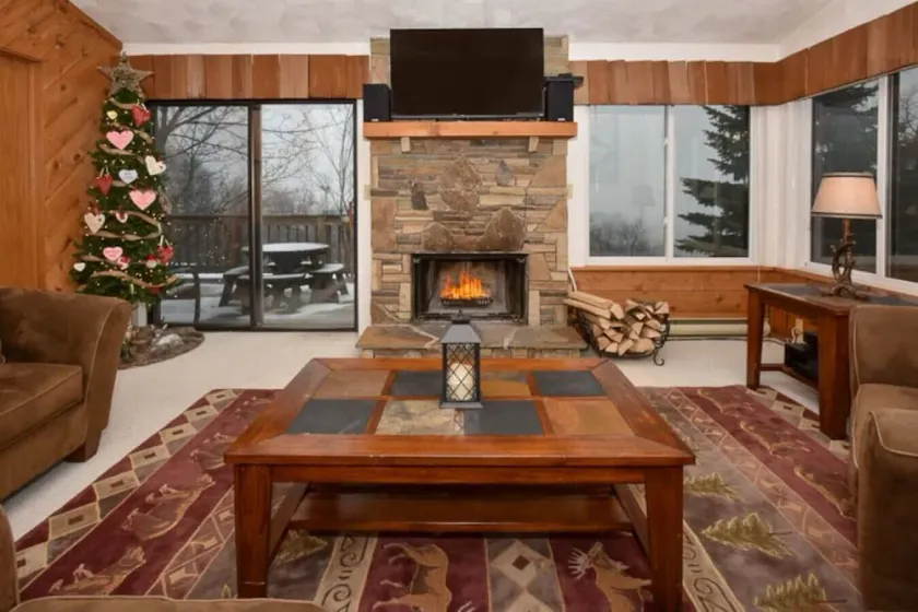 Hidden Valley Ski in/Ski out 3 bedroom 3 full baths - Image 1