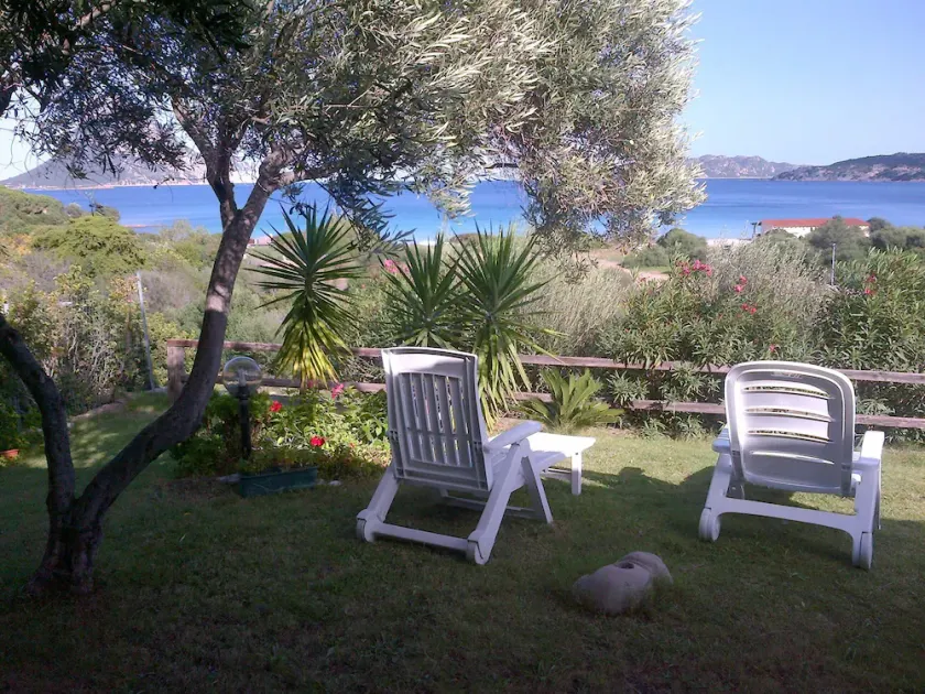 Haus 80 m vom Strand entfernt, mit Garten und Terrasse mit Panoramablick auf das Meer - Image 1
