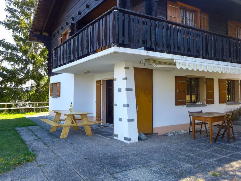 Smuk privat feriebolig for 8 personer med WIFI, terrasse, kæledyr tilladt og panorama udsigt - Image 1